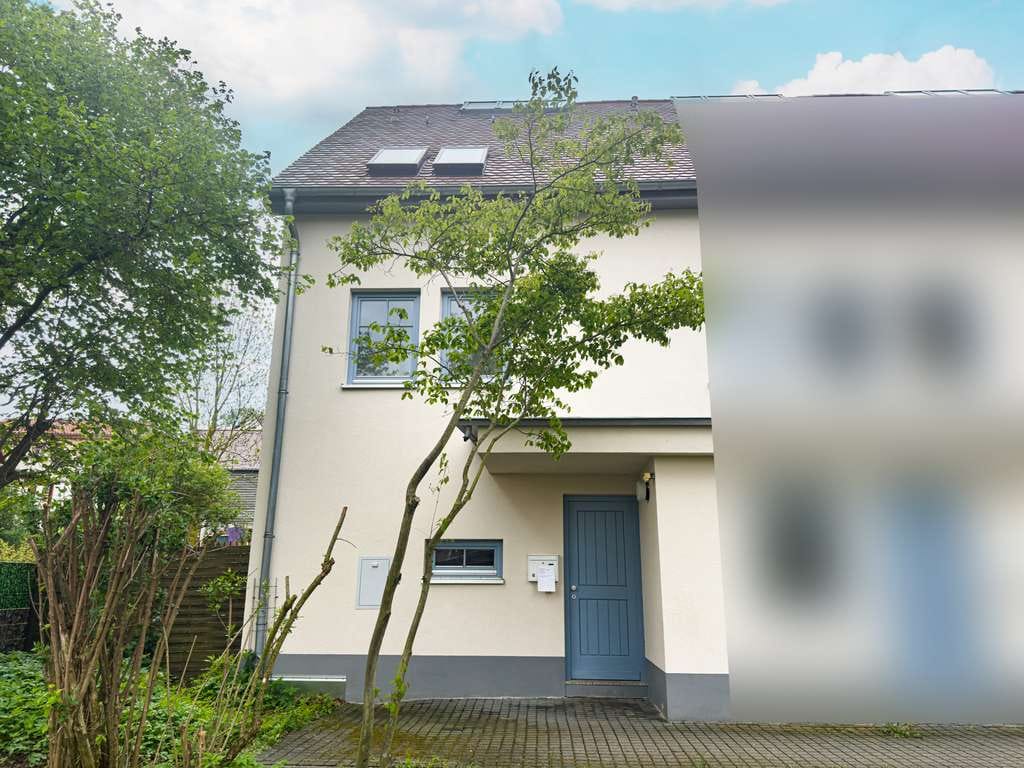 Immobilie in Großschwabhausen - Ruhig wohnen zwischen Jena und Weimar: Reihenendhaus mit Garten - Bild 2