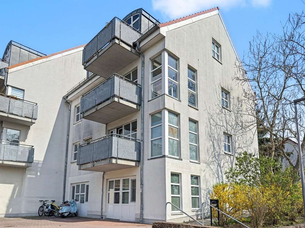 Immobilie in Werder (Havel) - Helle 2-Zimmer-Souterrainwohnung in attraktiver Lage der Blütenstadt Werder Havel - Bild 0