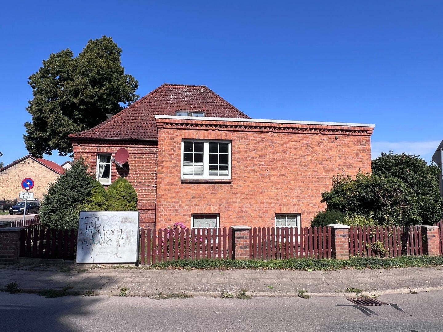 Immobilie in Crivitz - Großzügiges Einfamilienhaus mit Einliegerwohnung, Garten und viel Platz zur Entfaltung - Bild 3