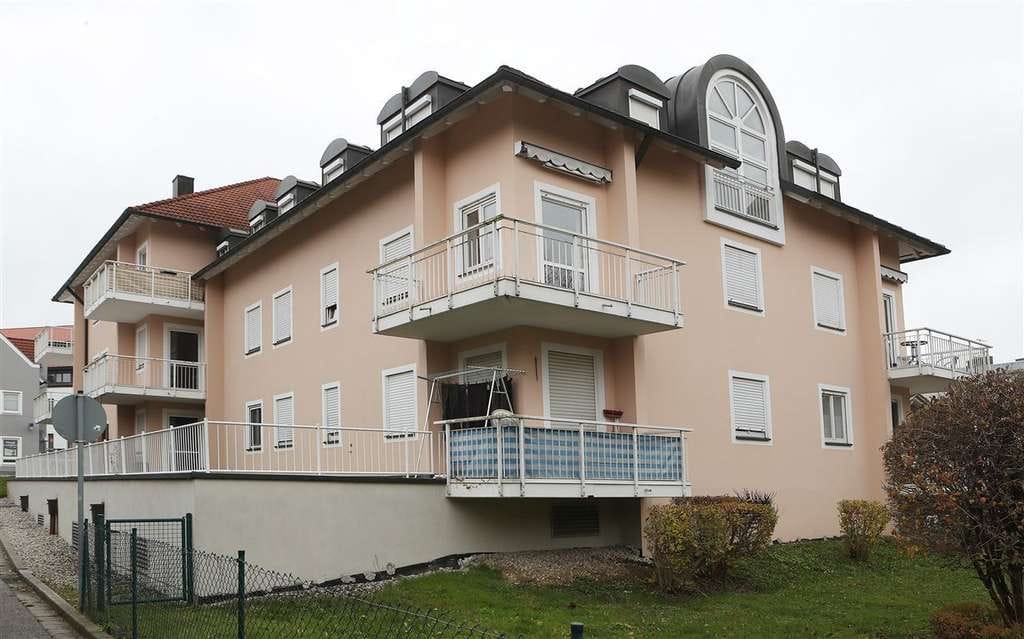 Immobilie in Geisenhausen - 2-Zimmer Dachgeschosswohnung  in Geisenhausen, Zentrum - Bild 3