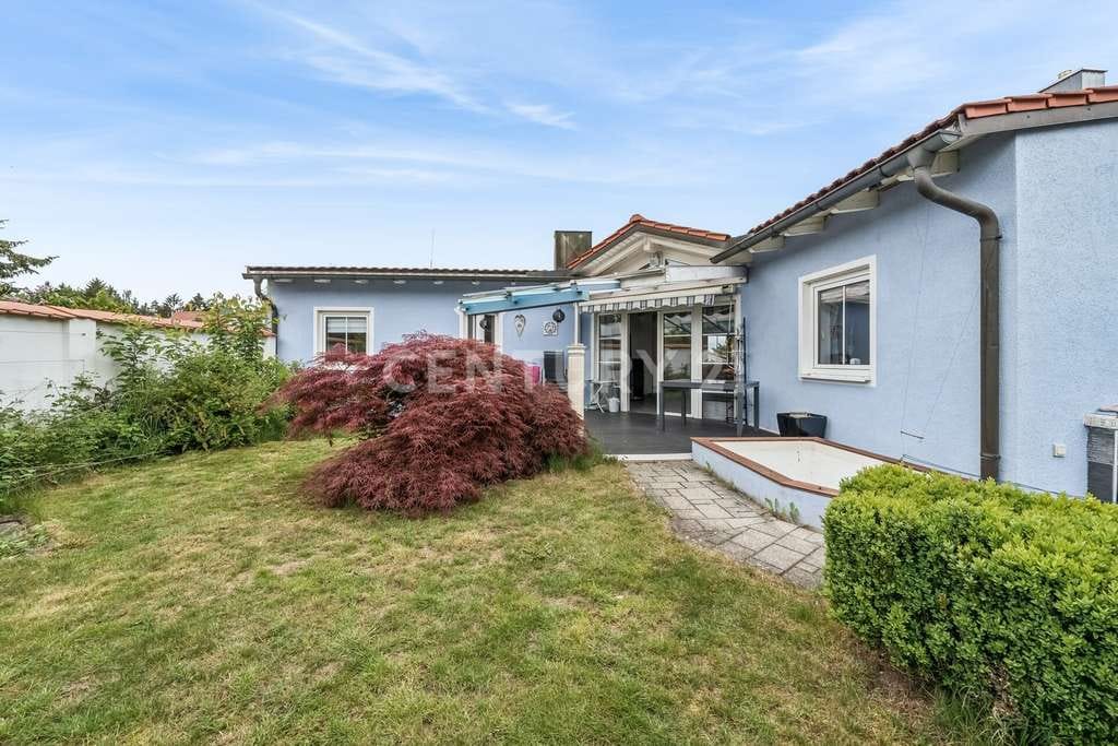 Immobilie in Brunn - Sofort bezugsfertig! Charmantes Einfamilienhaus mit idyllischem Garten und Sauna - Bild 3