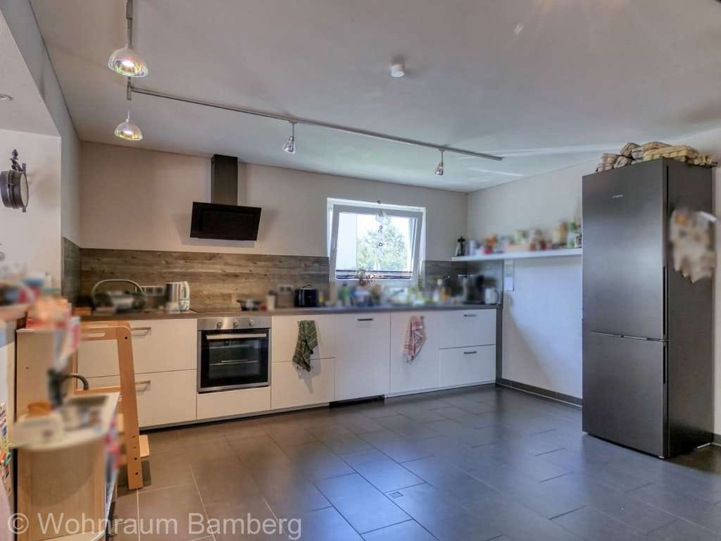 Immobilie in Memmelsdorf - Umfangreich saniertes Wohnhaus mit ca. 260 m² Wohnfläche in ruhiger Ortsrandlage - Memmelsdorf - OT - Bild 4