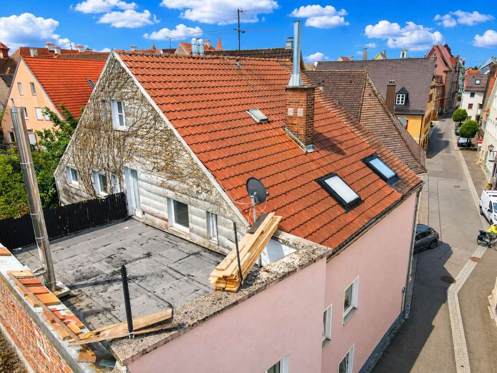 Immobilie in Mindelheim - Mehrfamilienhaus mit 5 Wohnungen im Zentrum von Mindelheim mit Potential! (derzeit 4,8% Rendite) - Bild 3