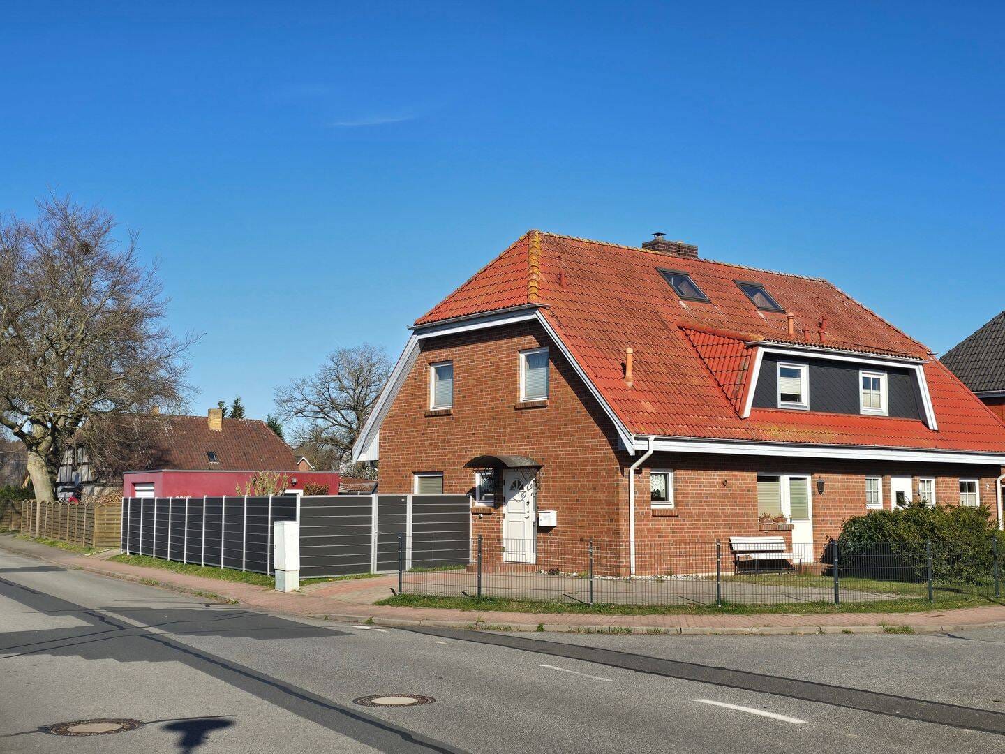 Immobilie in Niepars - Solide Doppelhaushälfte zu verkaufen - Bild 0