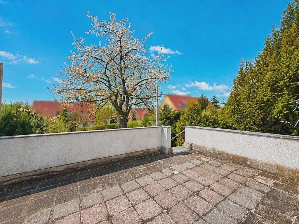 Immobilie in Weimar - Doppelhaushälfte in begehrter Wohnsiedlung - Bild 3