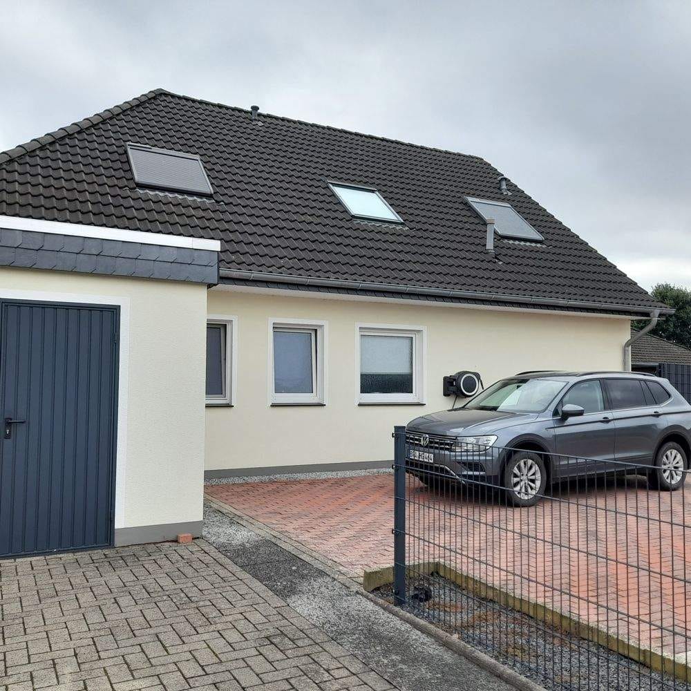 Immobilie in Elsfleth - Stilvolles Zweifamilienhaus in ruhiger Südlage in Elsfleth - Bild 1