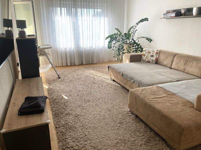 Immobilie in Kürnbach - Gemütliche Drei-Zimmer-Wohnung mit Balkon, Garage und Stellplatz in ruhiger Lage - Bild 0