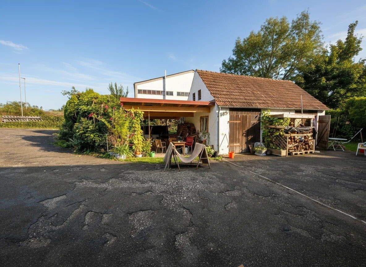 Immobilie in Kastl - Ein Zweifamilienhaus mit Geschichte – und Zukunft: Ihr Zuhause mit PV, Garten & Ausbaureserve - Bild 2