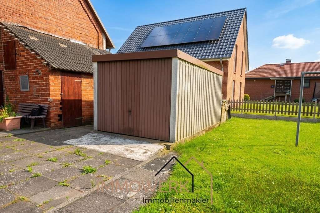 Immobilie in Suthfeld - Mehrgenerationenhaus mit großem Grundstück, Garage und viel Ausbaupotenzial in Suthfeld - Bild 2