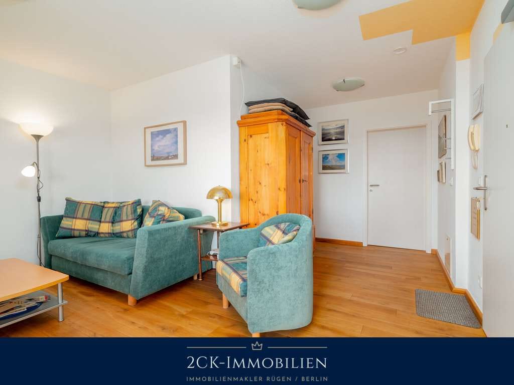 Immobilie in Mönchgut - Freier Boddenblick in Groß Zicker: Voll möblierte 2-Zimmer-Wohnung mit Süd-Balkon & Stellplatz! - Bild 4