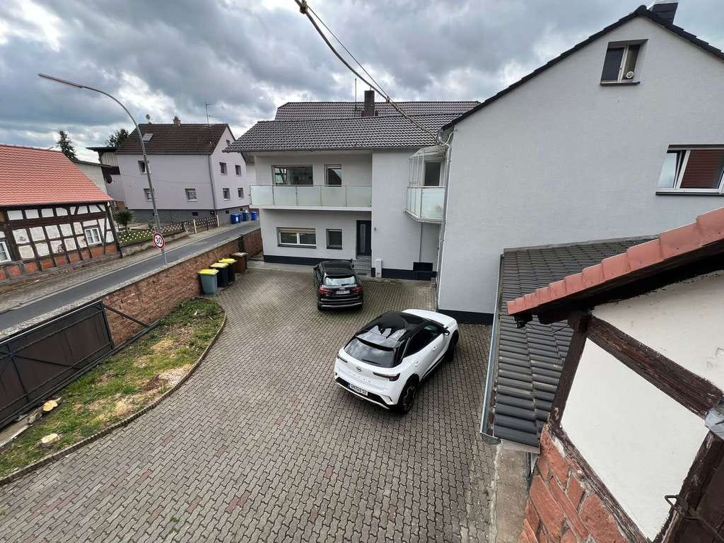 Immobilie in Hasselroth - ZWEI Häuser mit DREI Wohneinheiten in zentraler Ortslage – zum Preis von EINEM! - Bild 4
