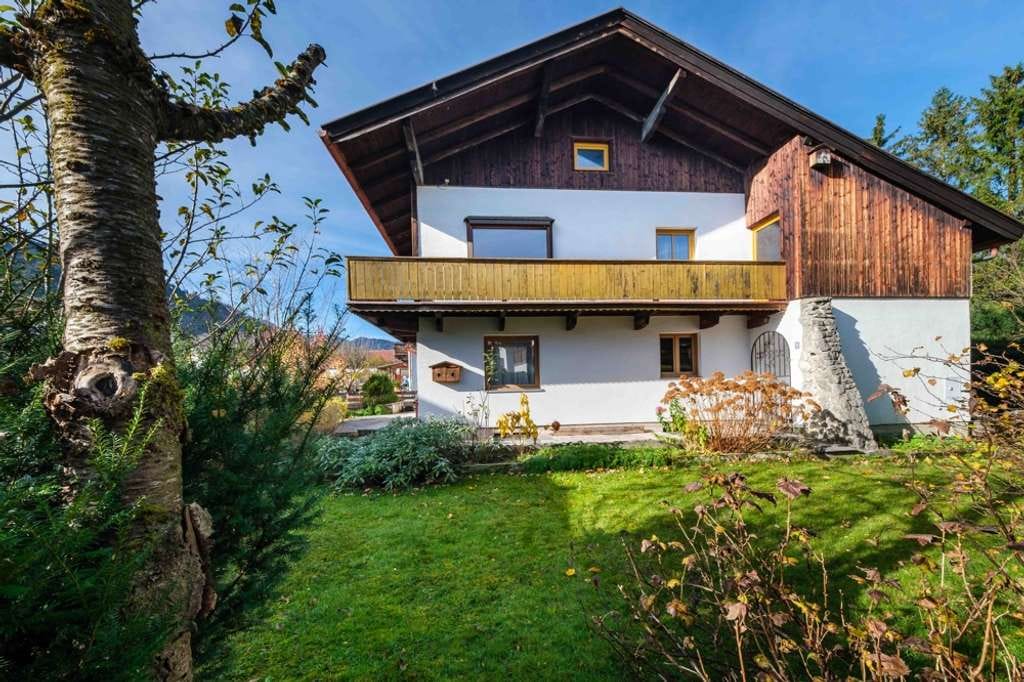 Immobilie in Fischbachau - Großzügiges Wohnhaus mit Wendelsteinblick – sonnige Lage in Fischbachau-Aurach - Bild 3