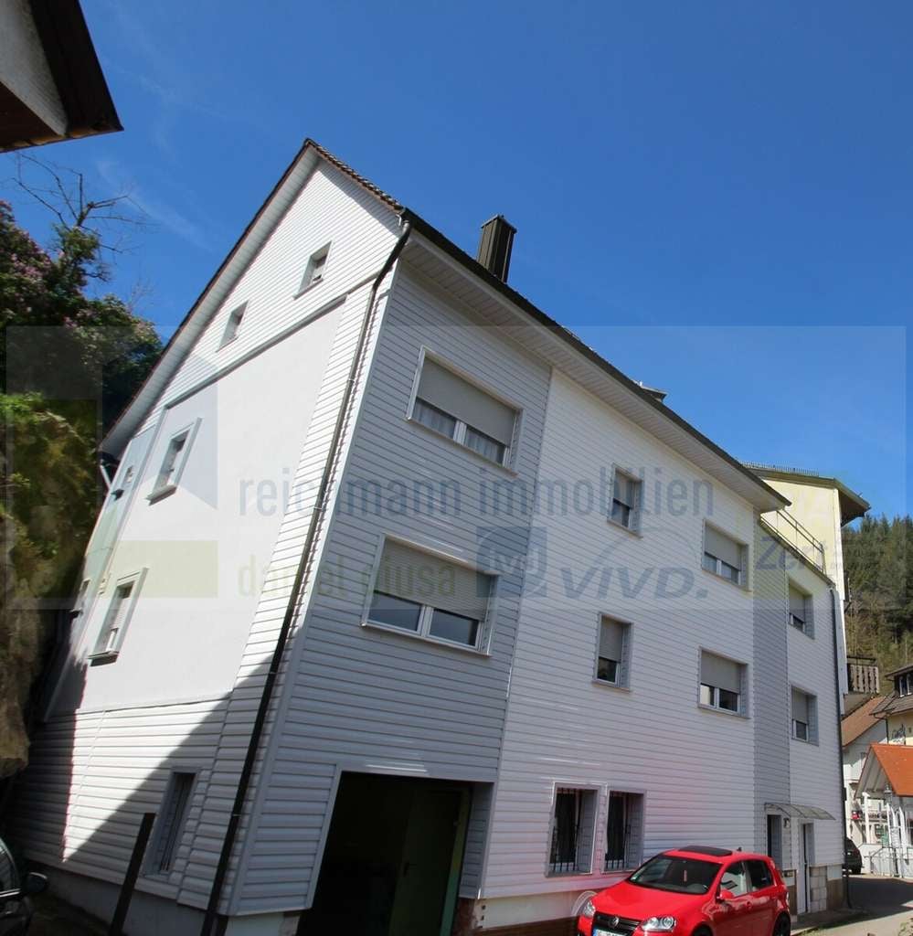 Immobilie in Bad Peterstal-Griesbach - Provisionsfrei! Einfamilienhaus mit integrierter Garage in Bad Peterstal-Griesbach - Bild 0
