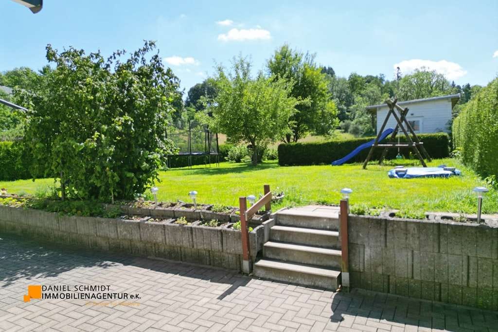 Immobilie in Marienheide - Ein Zuhause, das mitwächst – 226 m² in Marienheide mit vielseitig nutzbarer Einliegerwohnung - Bild 0