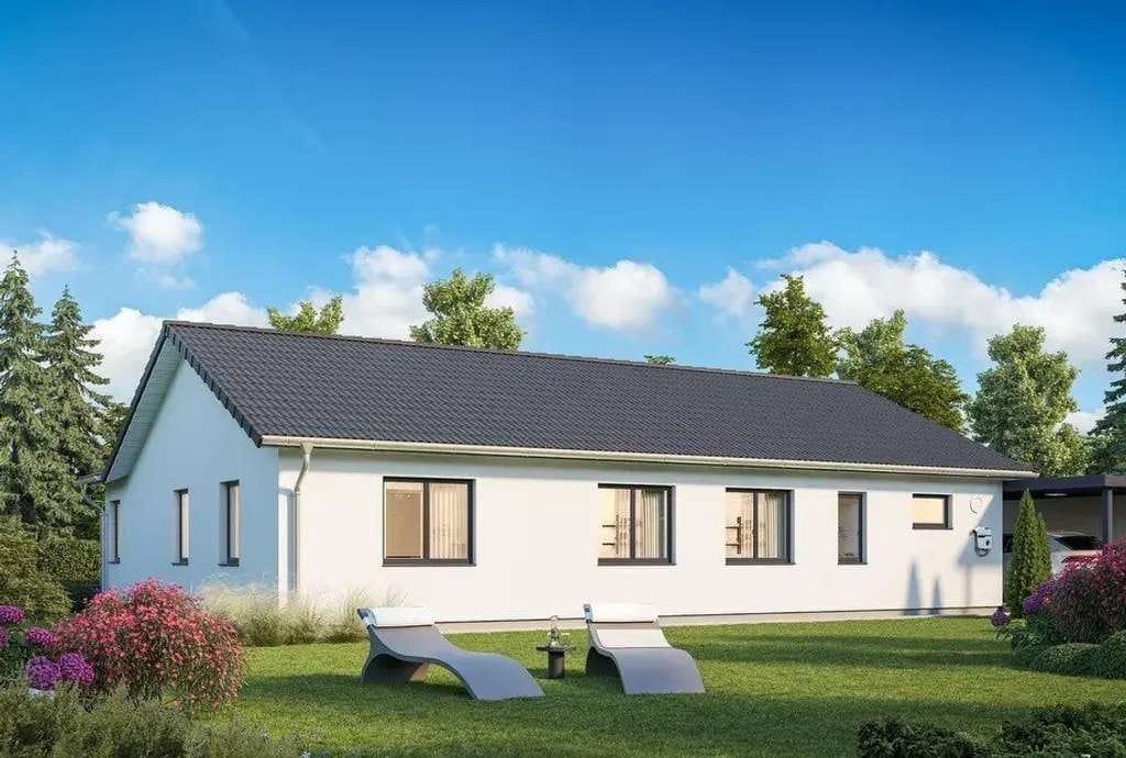 Immobilie in Altshausen - Wohnen ohne Schwellen: 4-Zimmer-Bungalow mit optimiertem Grundriss. - Bild 1