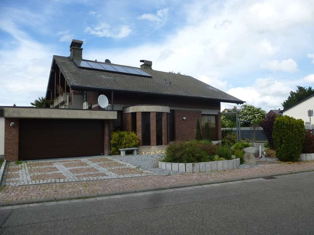 Immobilie in Neulußheim - Villa mit 328 m² Wohnfläche in Neulußheim - Bild 0
