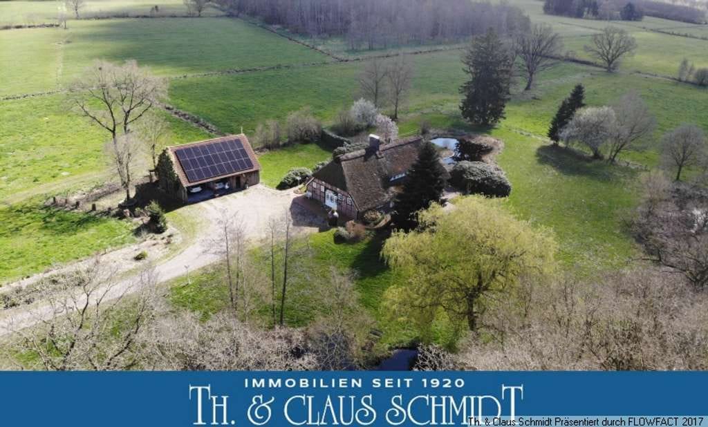Immobilie in Jade - Exklusives Landhaus unter Reet mit gr. Remise, Werkstatt und Schwimmteich in Naturlage von Jade - Bild 0