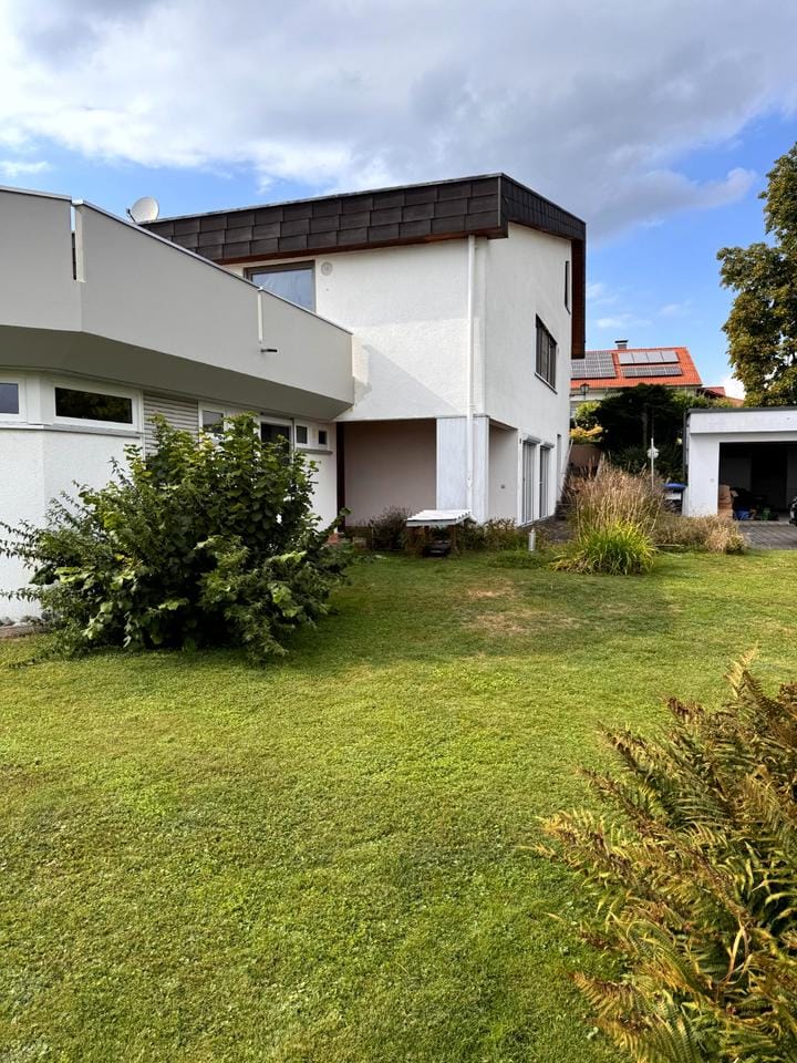 Immobilie in Allmendingen - Traumhafte 5-Zimmer-Wohnung mit großer Terrasse und unverbaubarer Aussicht in Allmendingen-Hausen - Bild 0