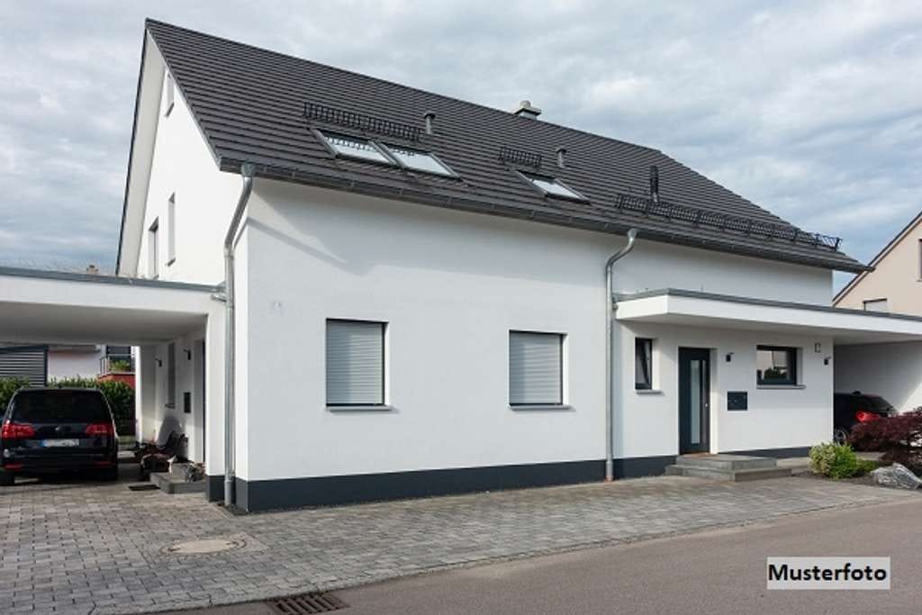 Immobilie in Tiefenbach - Freistehendes Einfamilienhaus in Fertigbauweise in ruhiger Wohnlage - Bild 0