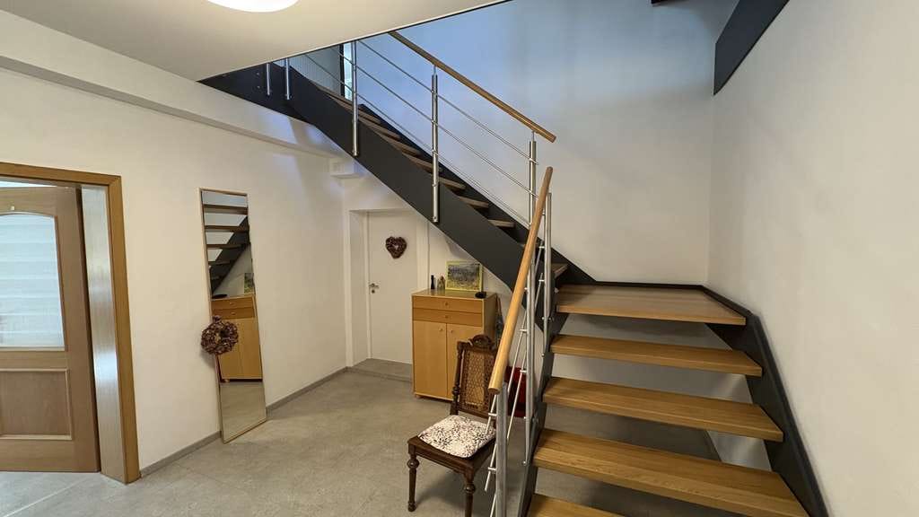 Immobilie in Ludwigsstadt - Landleben neu definiert – Exklusive Wohnidylle mit Naturparadies auf großzügigem Anwesen - Bild 1