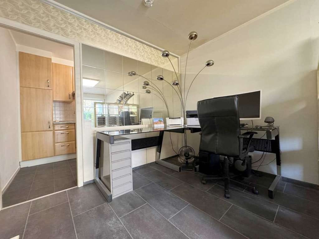 Immobilie in Markt Schwaben - Geldanlage oder selbst Wohlfühlen - Schöne EG-Wohnung mit großer Ost-Terrasse - Bild 2
