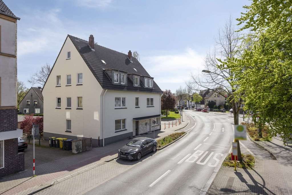 Immobilie in Bottrop - Vollvermietetes Mehrfamilienhaus in Bottrop | 7 Einheiten | Entwicklungspotenzial vorhanden - Bild 3