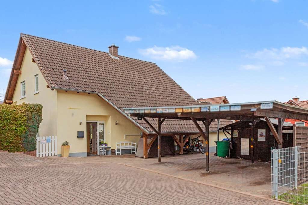 Immobilie in Hüffelsheim - Einfamilienhaus - Traum für junge Familien mit tollem Garten in Südausrichtung - Bild 1