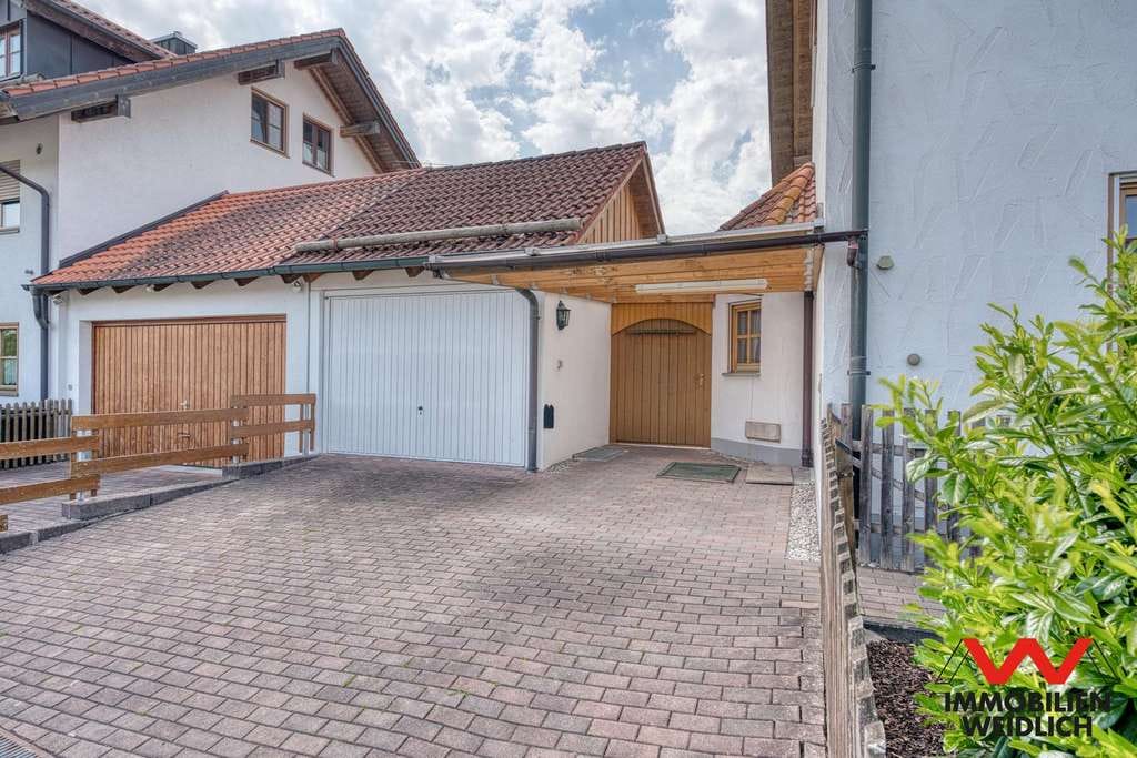 Immobilie in Moosach - Großzügige Doppelhaushälfte mit unverbautem Weitblick ins Grüne - Bild 4