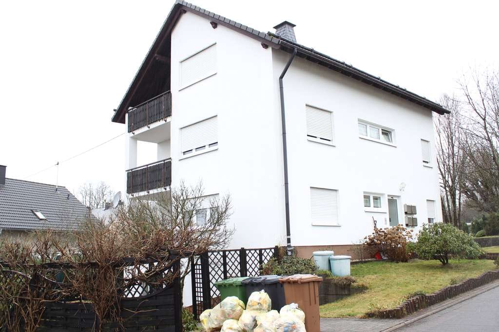 Immobilie in Rennerod - KAPITALANLAGE! 4 gut vermietete Wohnungen im neuwertigem Haus! - Bild 1