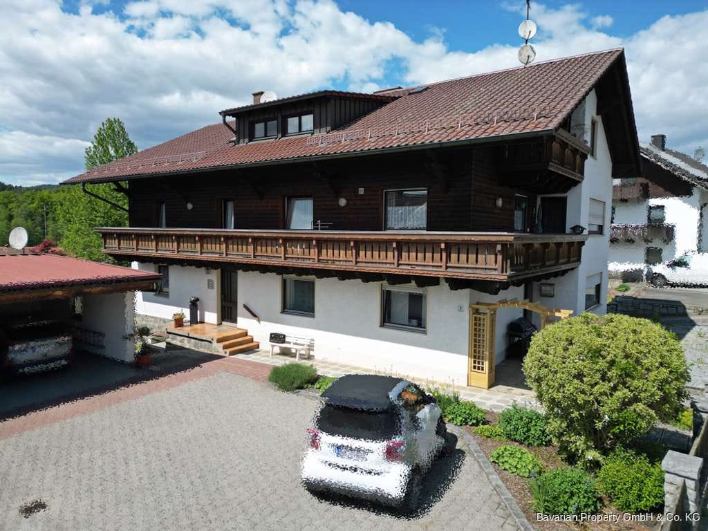 Immobilie in Grafenwiesen - Mehrfamilienhaus mit 5 Einheiten – teilvermietet, mit großem Grundstück - Bild 4