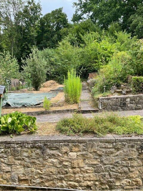 Immobilie in Buborn - Freistehendes Einfamilienhaus mit Charme Potenzial Wintergarten und großem Garten - Bild 3