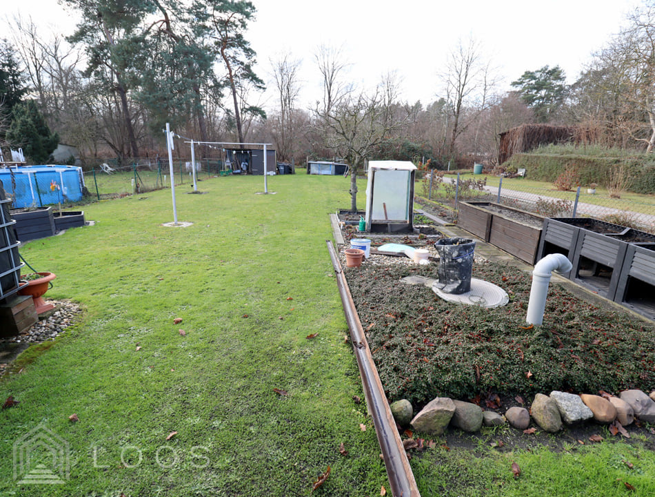Immobilie in Sallgast - Kompaktes Haus am Wald: DHH mit Garten und Nebengebäuden - Bild 2