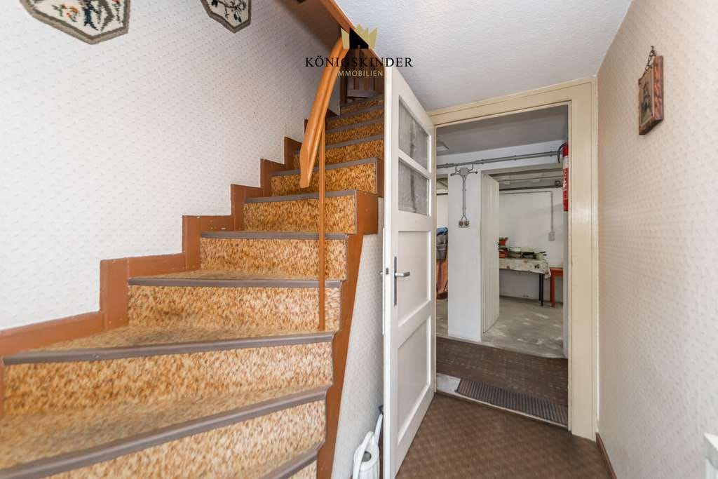 Immobilie in Walldürn - Einfamilienhaus mit 9 Zimmern - Bild 4