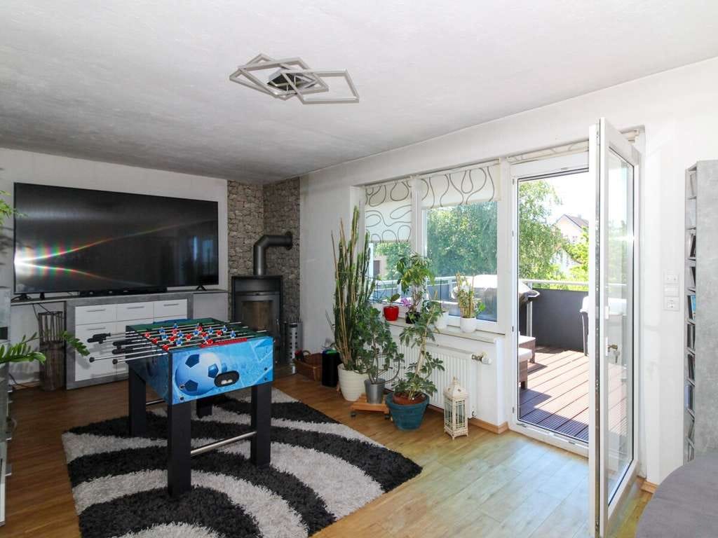 Immobilie in Neuhof - Großzügiges und gepflegtes 3-Familienhaus in Hattenhof - Bild 3
