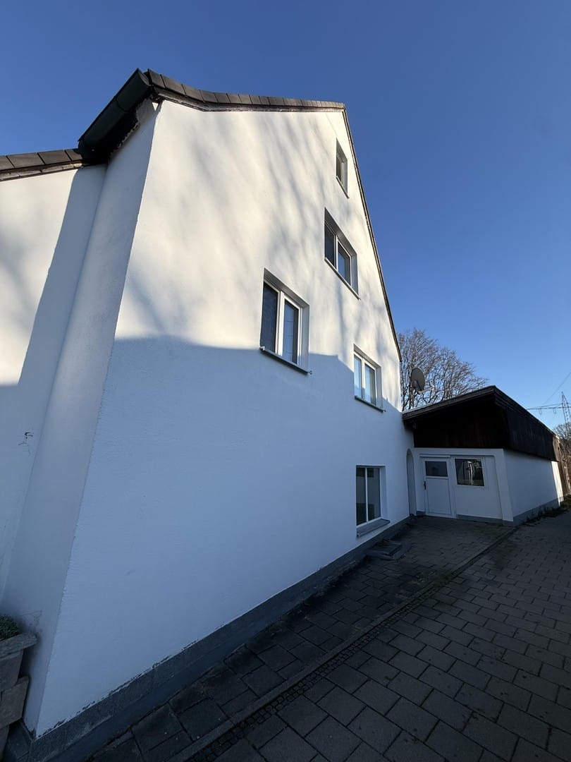 Immobilie in Wasserburg am Inn - Charmantes 3‑Familienhaus mit Potenzial in bester Wasserburger Lage -Familien und Investoren! - Bild 0