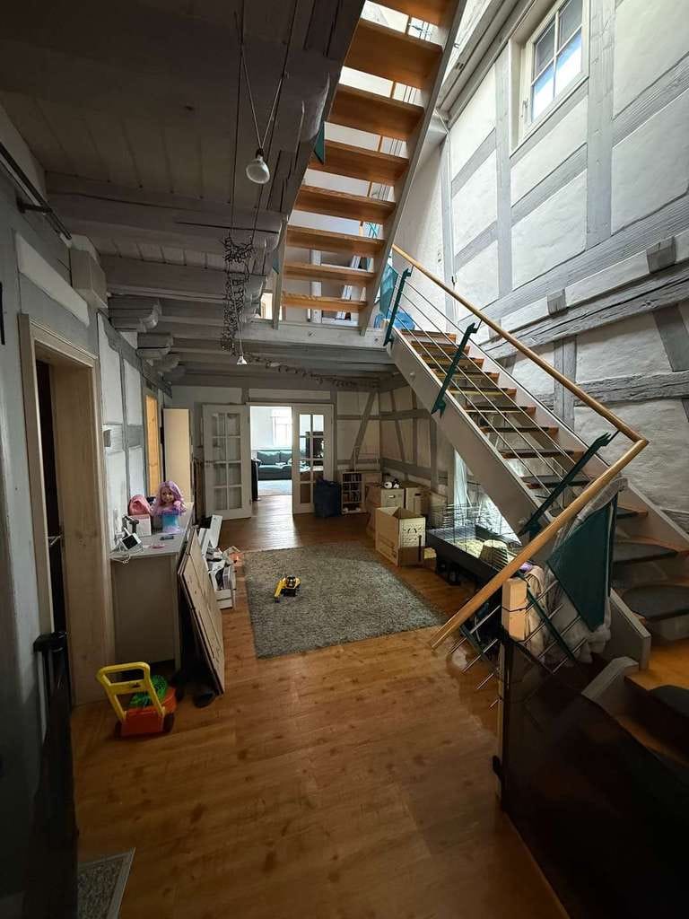 Immobilie in Horb am Neckar - Zentrale Lage in Horb- Einfamilienhaus mit Gewerbeeinheit - Bild 1