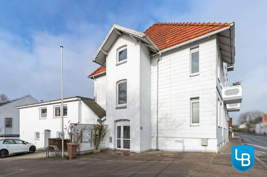 Immobilie in Plön - MFH mit 5 Wohneinheiten und kleinem Büro in verkehrsgünstiger Lage Plöns - Bild 1