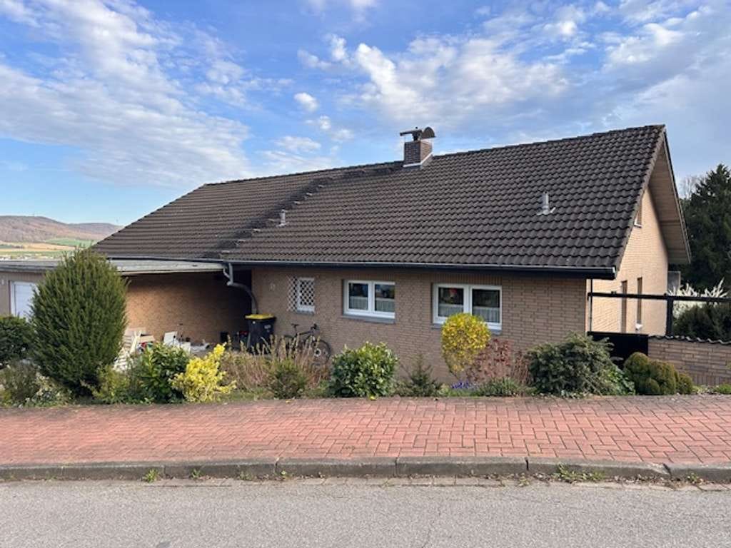 Immobilie in Rodenberg - Einfamilienhaus mit Einliegerwohnung im schönen Rodenberg - Bild 0