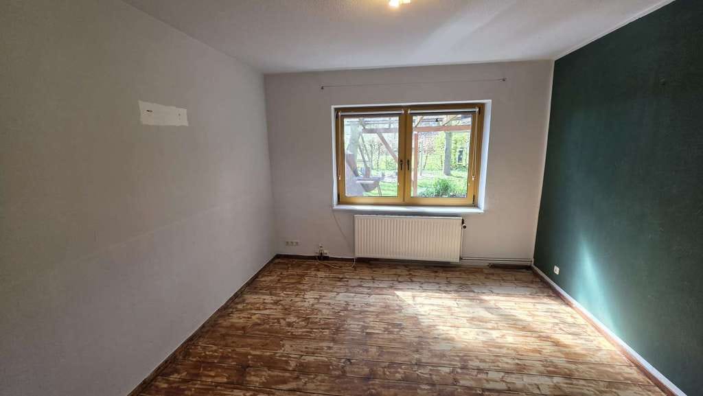 Immobilie in Wanna - Großzügiger Resthof mit zwei Wohnhäusern, Boxenlaufstall und Nebengebäuden - Bild 4