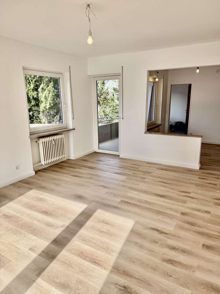 Immobilie in Braunfels - Renovierte 4-Zimmer-Erdgeschosswohnung mit Loggia | 77 m² | provisionsfrei | Zentral in Braunfels - Bild 2