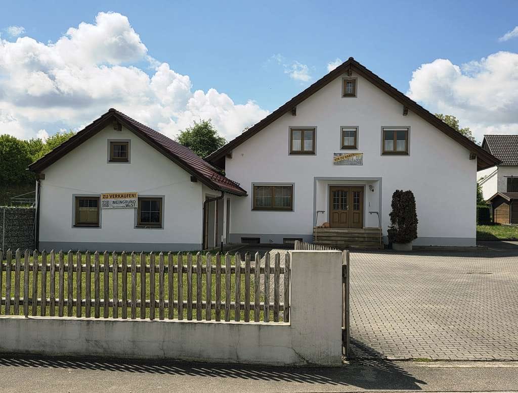 Immobilie in Stammham - Ihr neues Zuhause: 120 m² Erdgeschosswohnung mit riesigem Südgarten - Bild 1