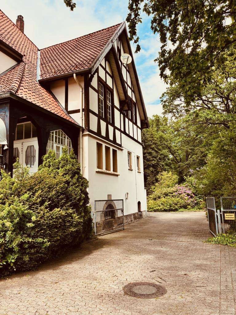 Immobilie in Wietze - Historische Villenhälfte in zentraler Lage von Wietze - Bild 3