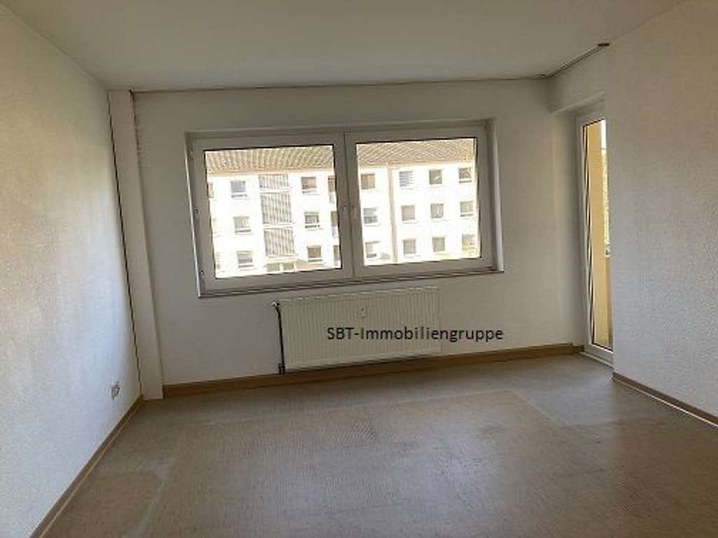 Immobilie in Lebach - **provisionsfreie** ETW mit 3 ZKB Wohnung mit Balkon in Lebach, Talstraße - Bild 0