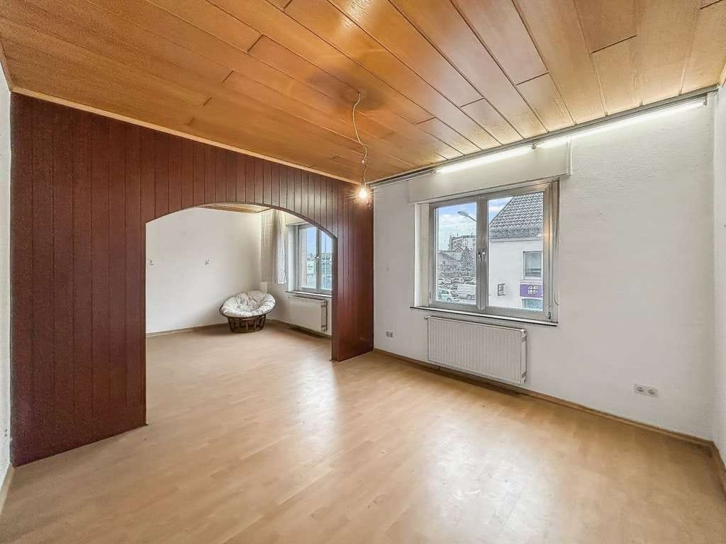 Immobilie in Düren - Vielseitige Kapitalanlage: Mehrgenerationenhaus mit Potenzial in Düren - Bild 4