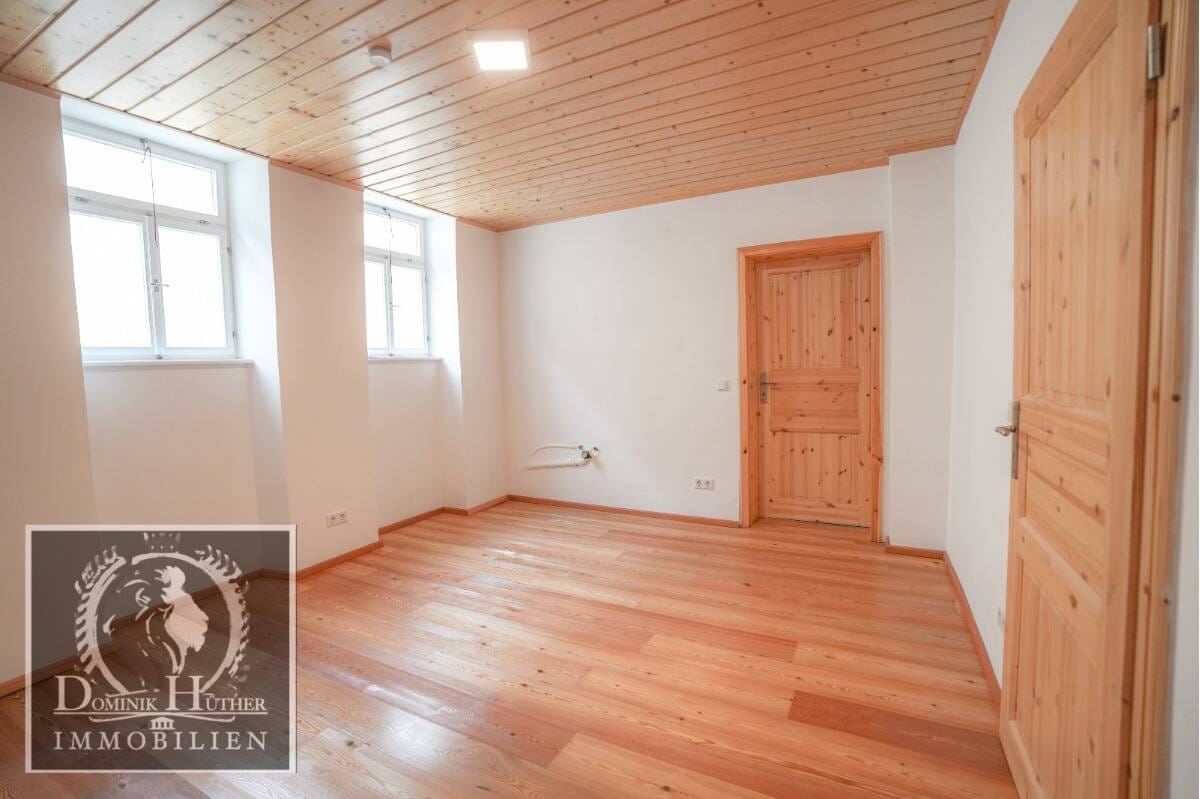 Immobilie in Eppelsheim - Hofanwesen mit Wohnhaus, Scheune und Werkstatt - vielfältige Nuzungsmöglichkeiten - Bild 4