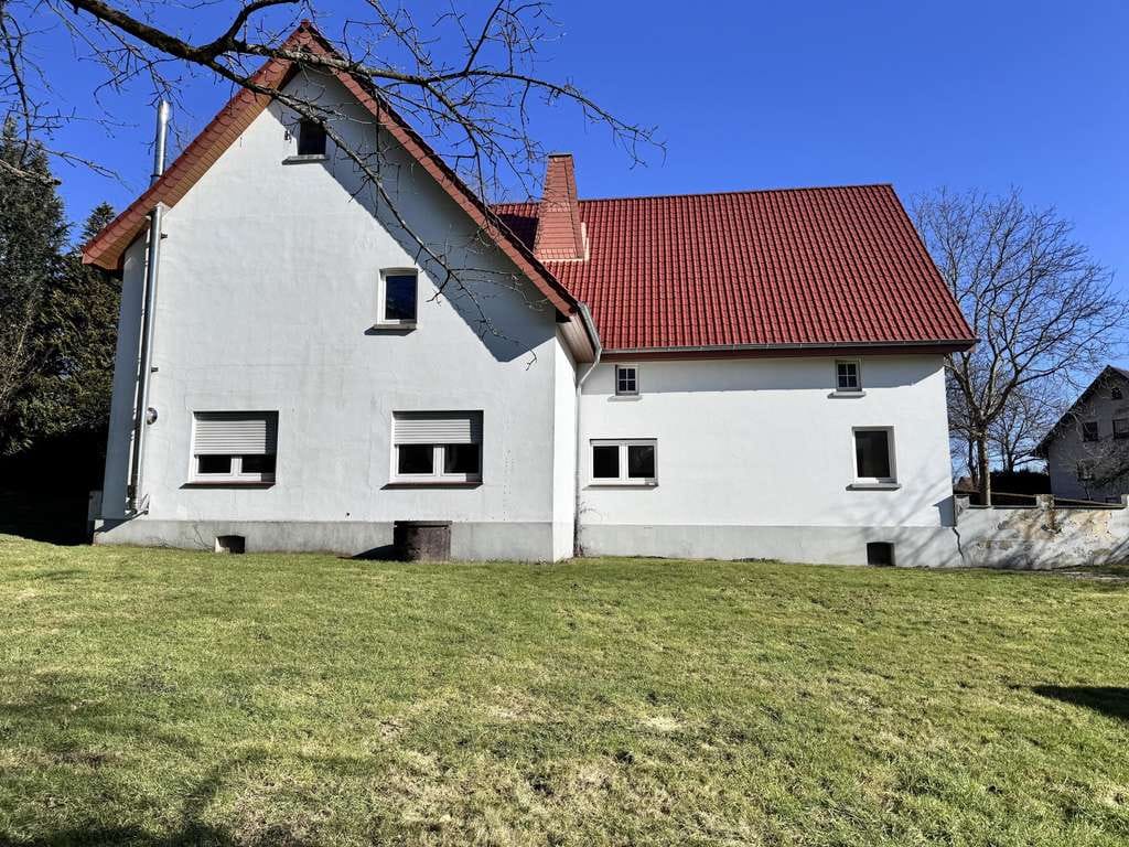 Immobilie in Vlotho - Kapitalanleger aufgepasst – bis zu 5 Wohneinheiten - großes Bauernhaus mit weitem Grundstück... - Bild 4