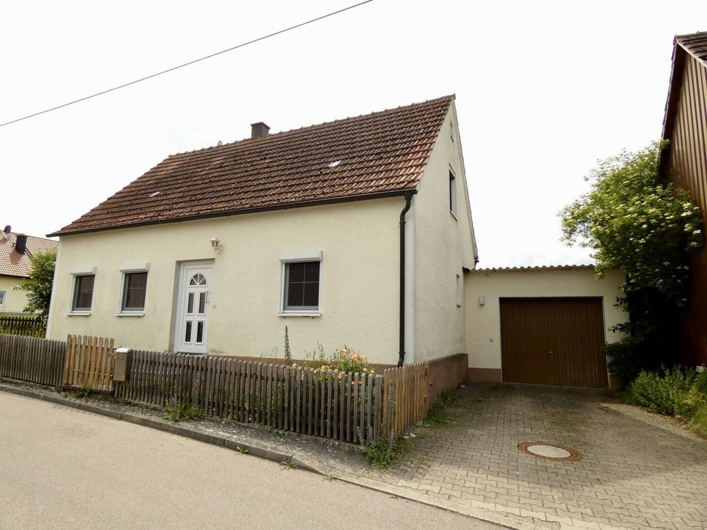 Immobilie in Bissingen - Kinderparadies mit ruhigem Dorfleben statt hektischem urbanen Familienangebot - Bild 1