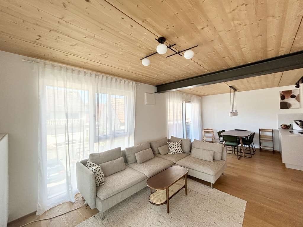 Immobilie in Poxdorf - Neuwertig & schick - Eigentumswohnung mit Balkon und zwei Kfz-Stellplätzen - Bild 4