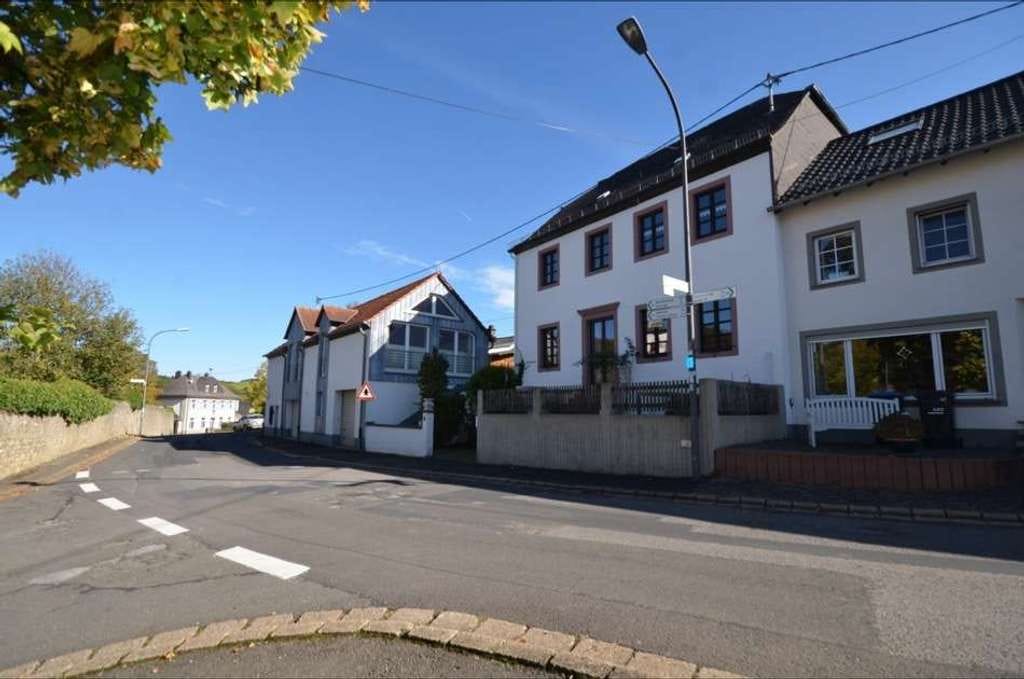 Immobilie in Üxheim - Aufwendig renoviertes historisches Landhaus mit separatem Gästehaus, Niederehe (12) - Bild 3