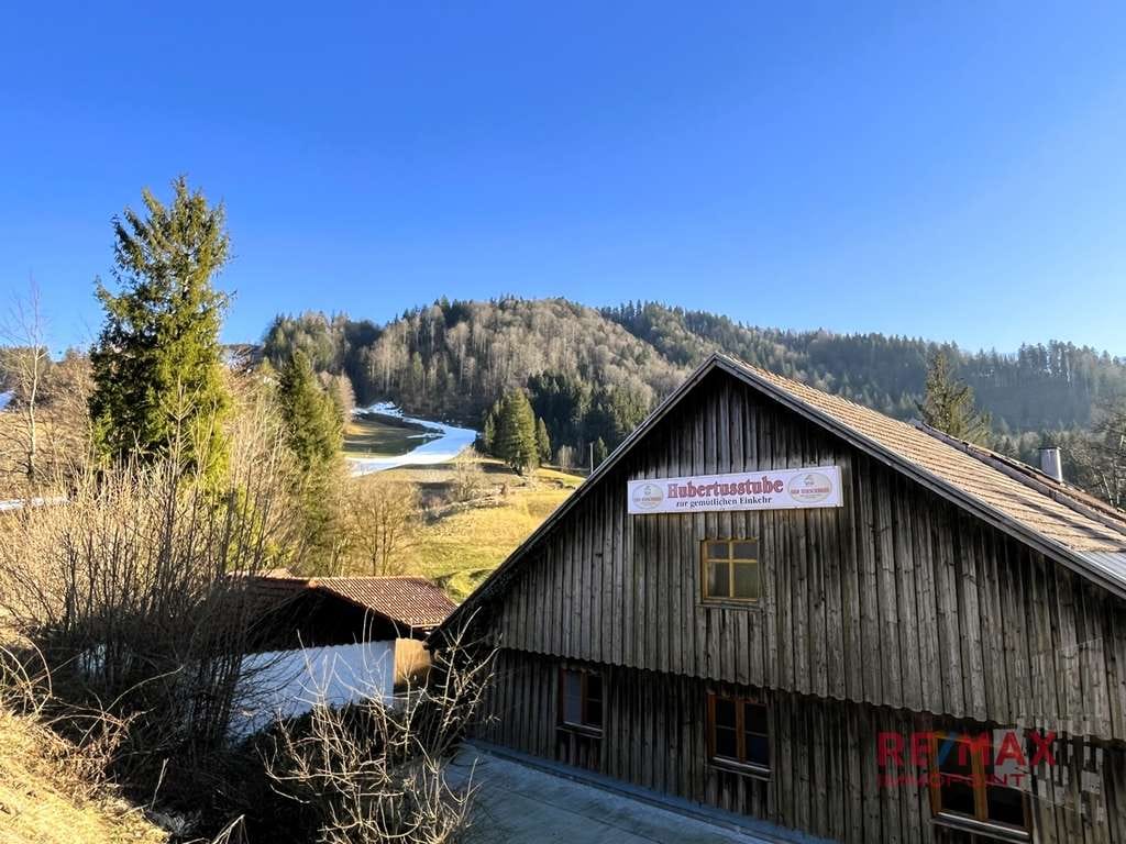 Immobilie in Oberstaufen - Historisches Juwel mit Ausbaufläche – Einzigartige Doppelhaushälfte voller Potenzial - Bild 3